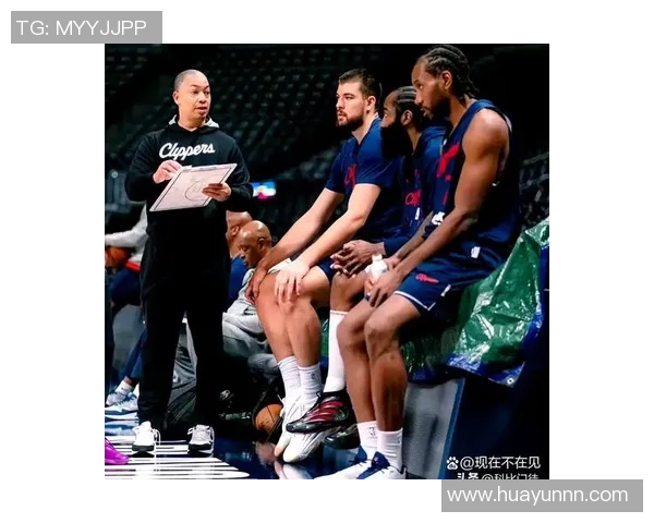 快船与掘金精彩对决黑白直播全程回顾与分析